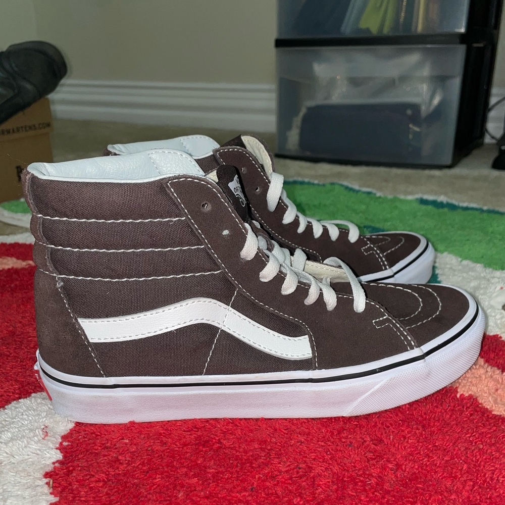High top brown vans